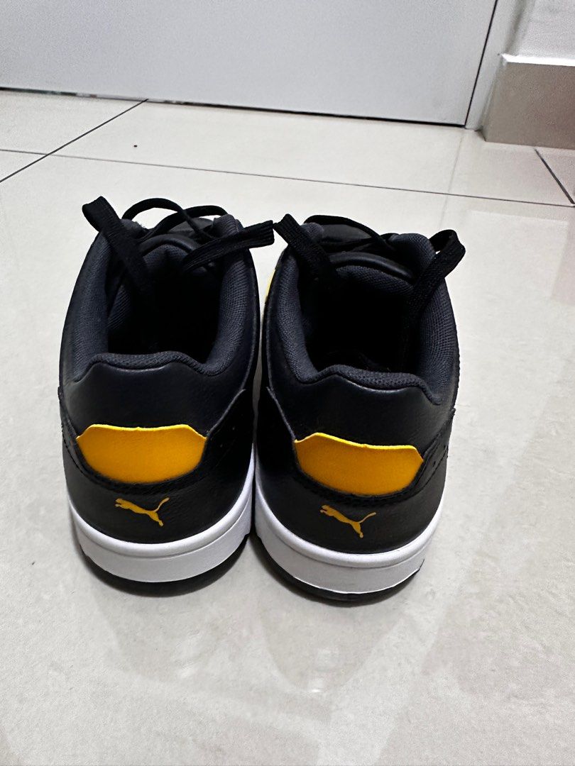 Puma ferrari store jaune