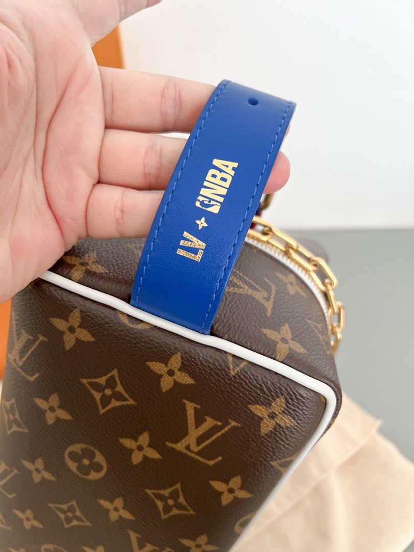 Louis Vuitton NBA 2 Cloakroom Dopp Kit Black Weekend Travel Toiletry Pouch  Bag