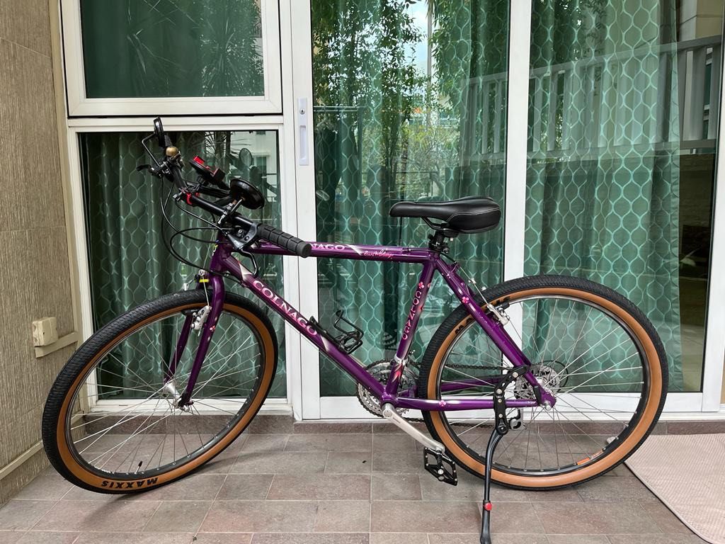Retro Colnago Decor MTB (Category: Bicycles) located in Singapore. Submitted by subzerovenom (Listing ID 1257783257, Image 3). Description: 1980s Colnago Built up to perfection Maxxis Tyres Brand new handlebar Phone holder, retro bell and mirrors all included. Size 17.5 Inch. .
