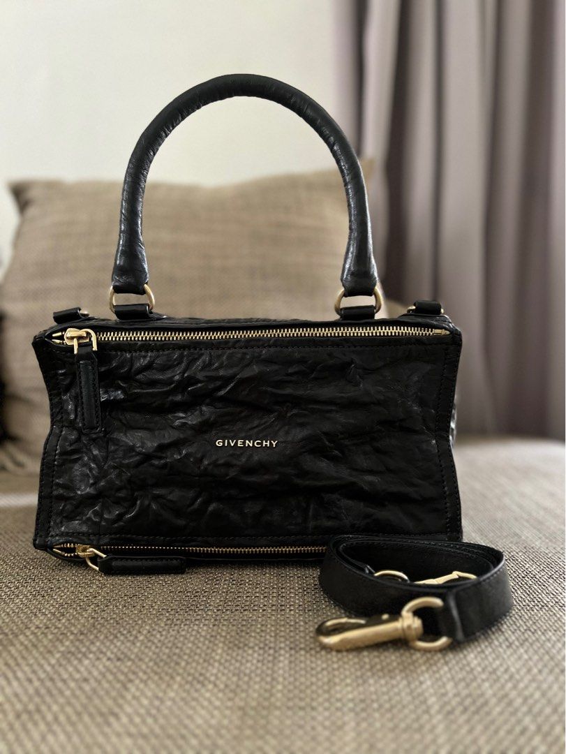 Givenchy pandora top pepe medium