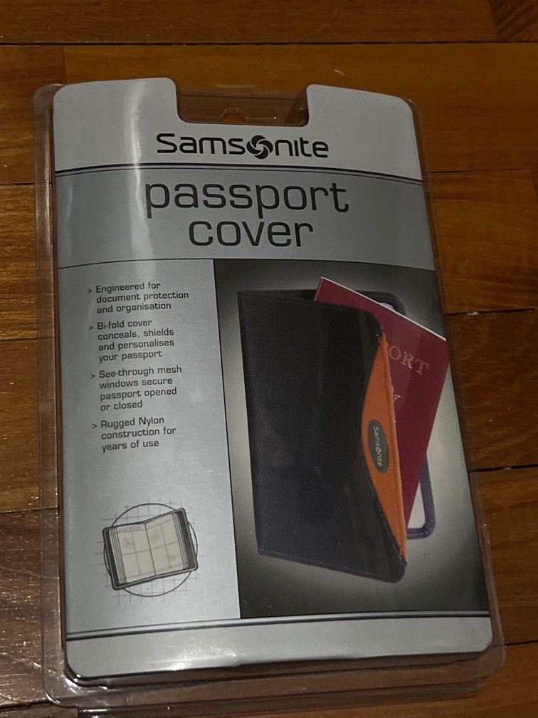 Samsonite Passport Cover, Hobbies & Toys, Travel, Travel Essentials