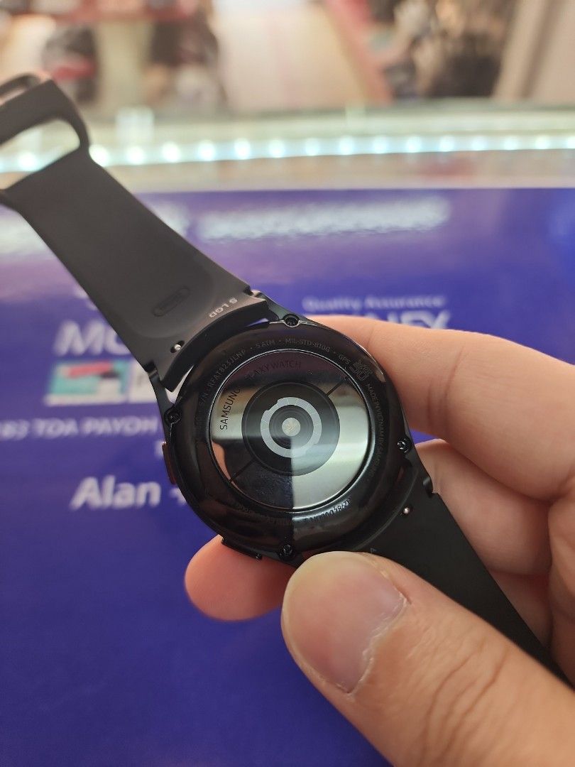 Watch 4 gps discount