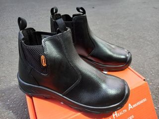 Sepatu safety dr.osha ori size 42