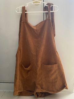 (Category: ) located in . Submitted by elli.preloved (Listing ID 1257689794, Image 1). Description: .