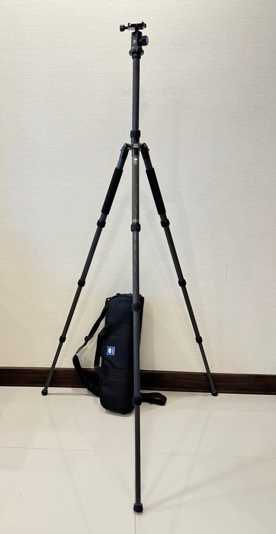 Sirui carbon travel tripod T1204X with ballhead E10, Photography
