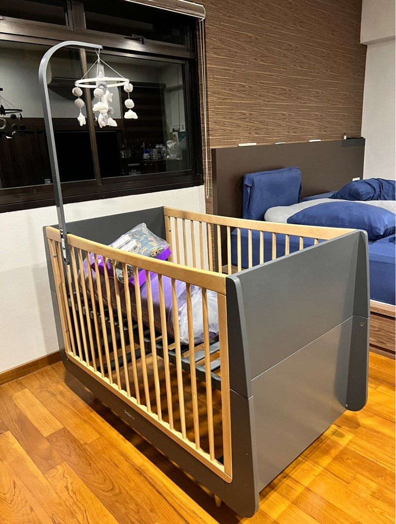 Snuzkot 4 in 1 convertible cot bed plus mattress Babies Kids