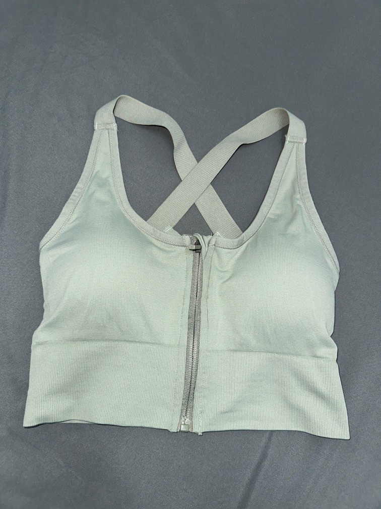 Sportbra, Women's Fashion, Tops, Other Tops on Carousell