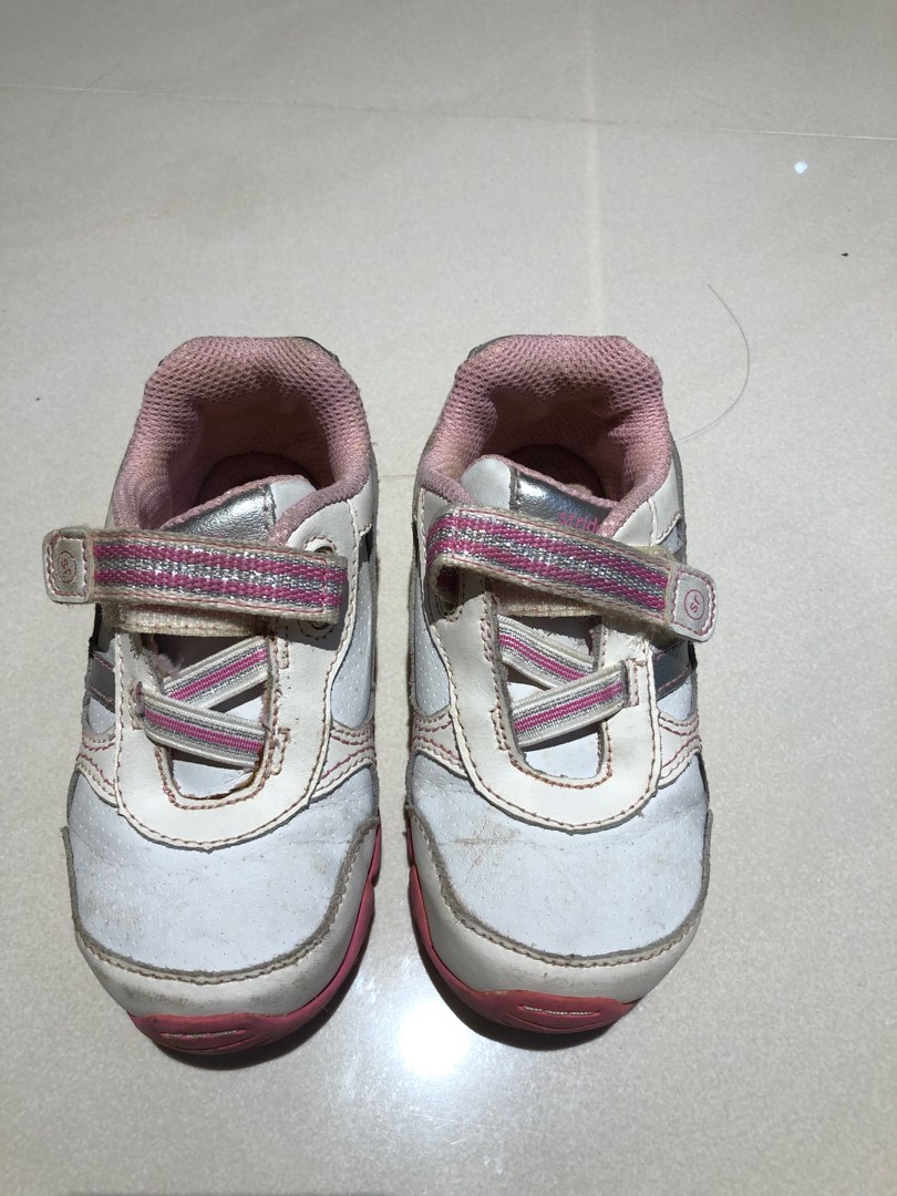 Stride rite shoes pink & white, Babies & Kids, Babies & Kids Fashion on ...