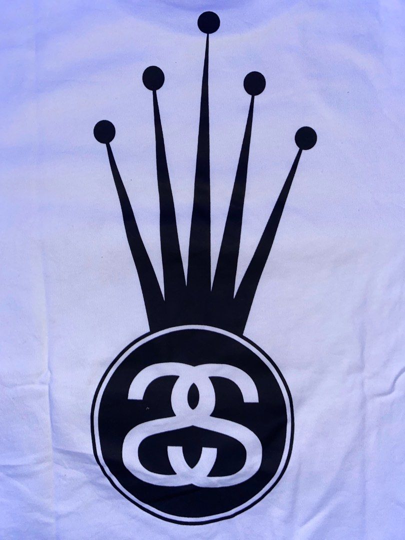 Stussy Crown Link Tee (Category: Tshirts & Polo Shirts ) located in Naga. Submitted by dbdbdbdbd (Listing ID 1257850909, Image 3). Description: - Fits Large to XL -Premium Copy.
