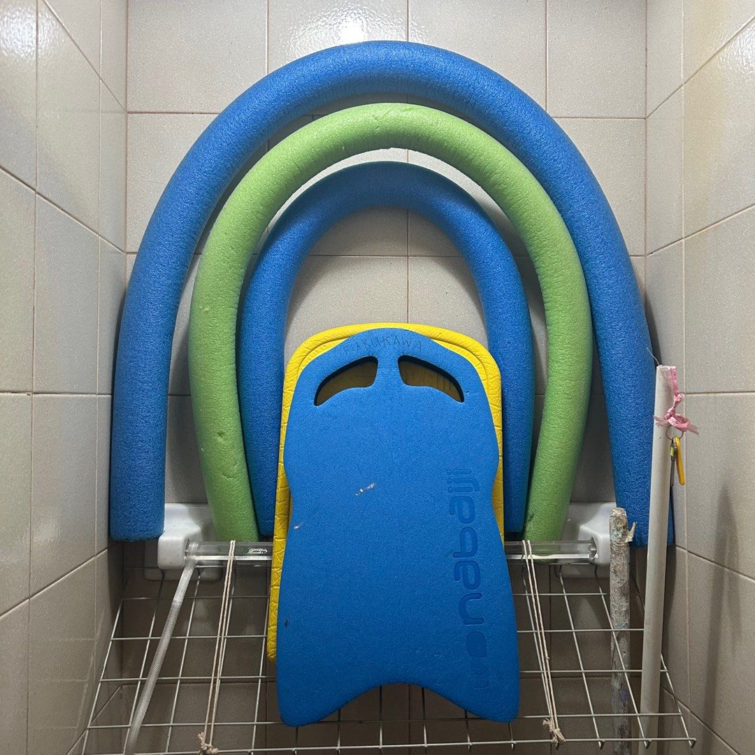 Swimming Pool Noodles and Float Kickboards, Sports Equipment, Sports
