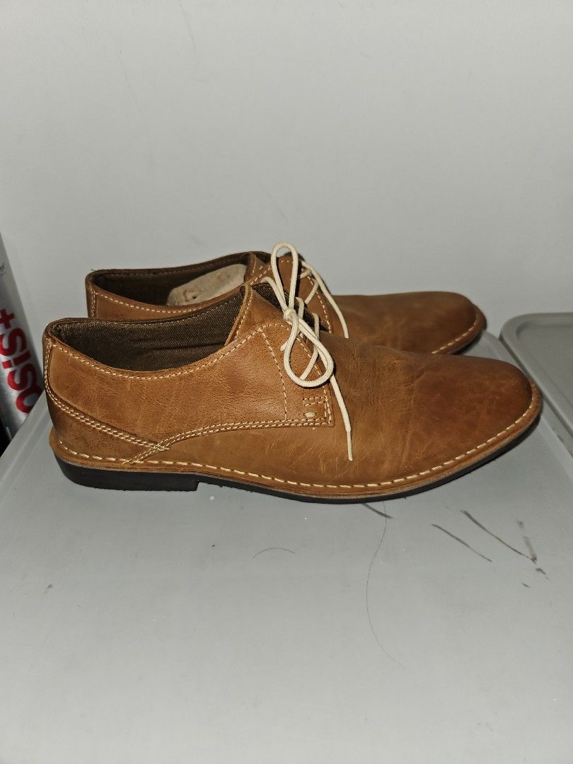 Red tape tan sneakers shop