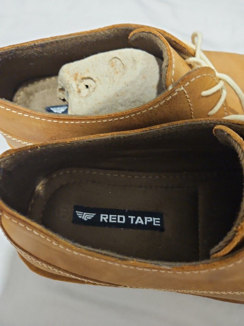 Red tape tan sneakers shop