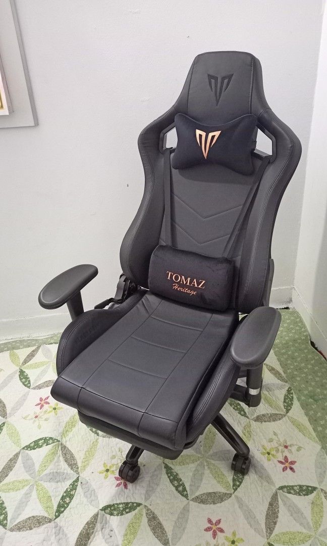 TOMAZ GAMING CHAIR, Furniture & Home Living, Furniture, Chairs on Carousell