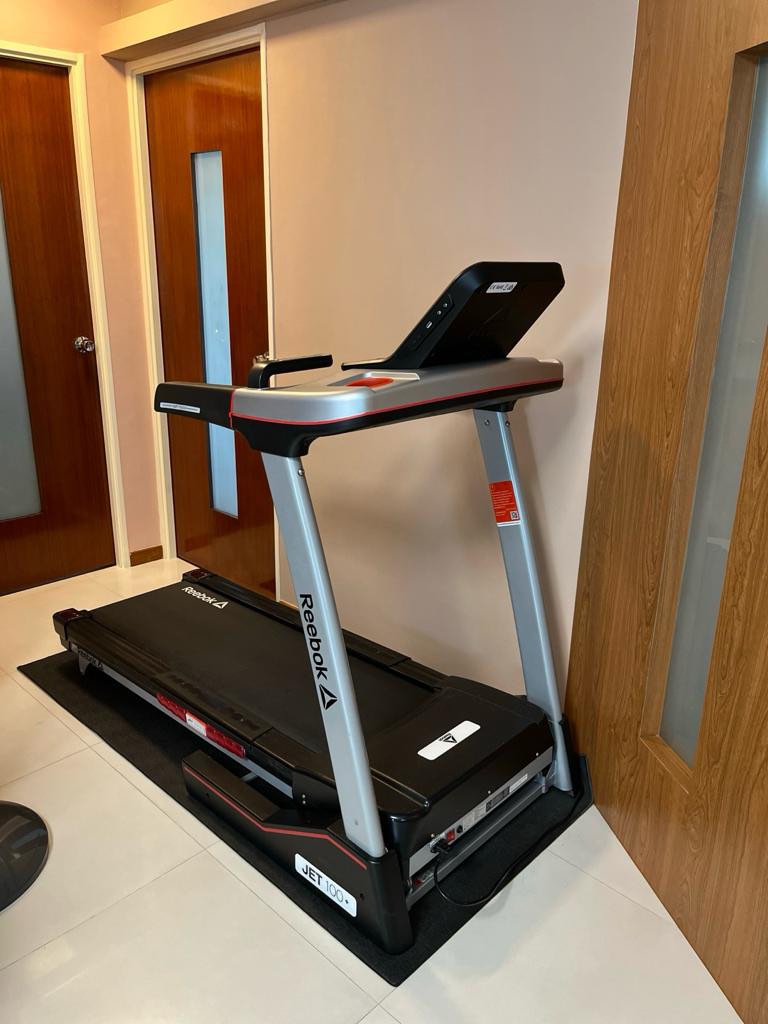 Treadmill reebok jet 100 new arrivals