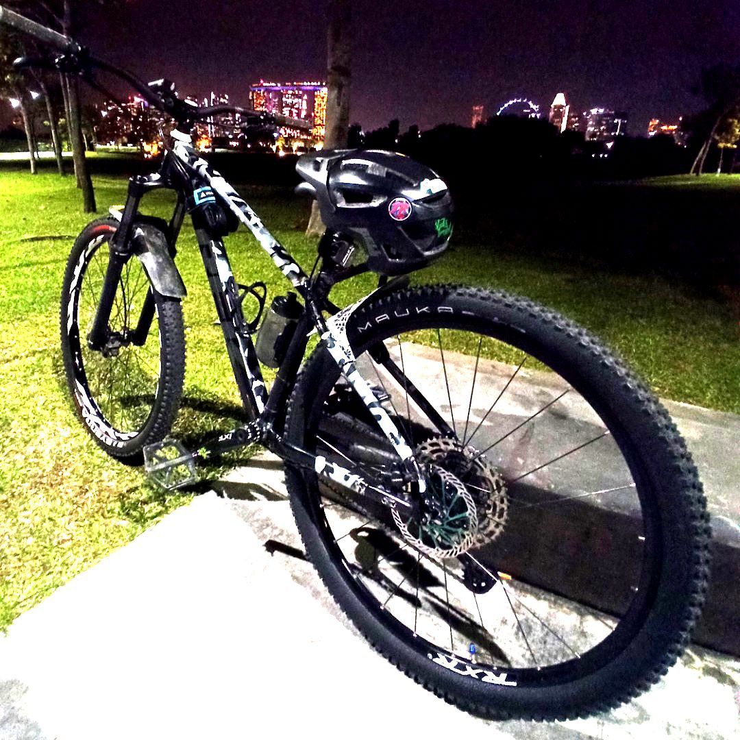 Trek Marlin 5 Sports Equipment Bicycles Parts Bicycles on Carousell