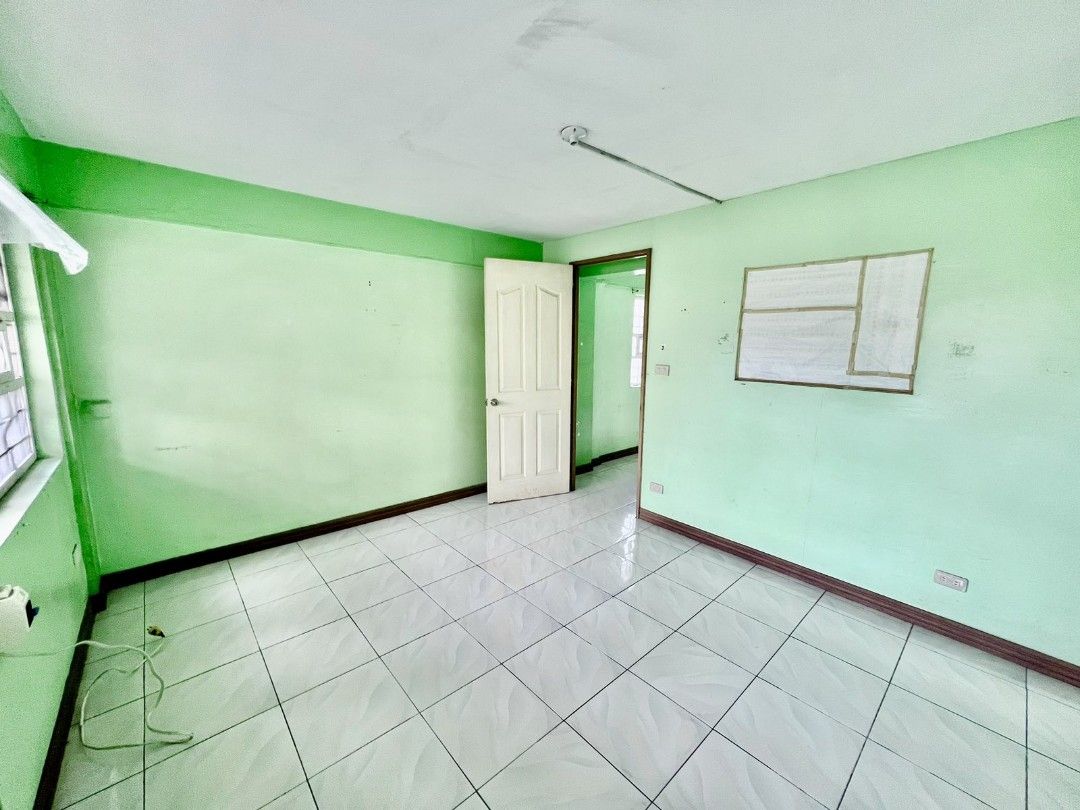 Two Storey Residential / Commercial Space (for no parking space needed