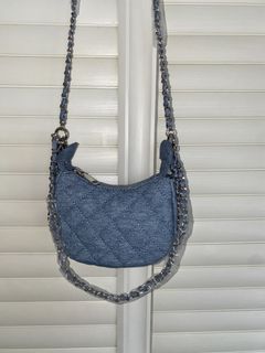 (Category: ) located in . Submitted by destashingmystuff (Listing ID 1257855190, Image 1). Description: .