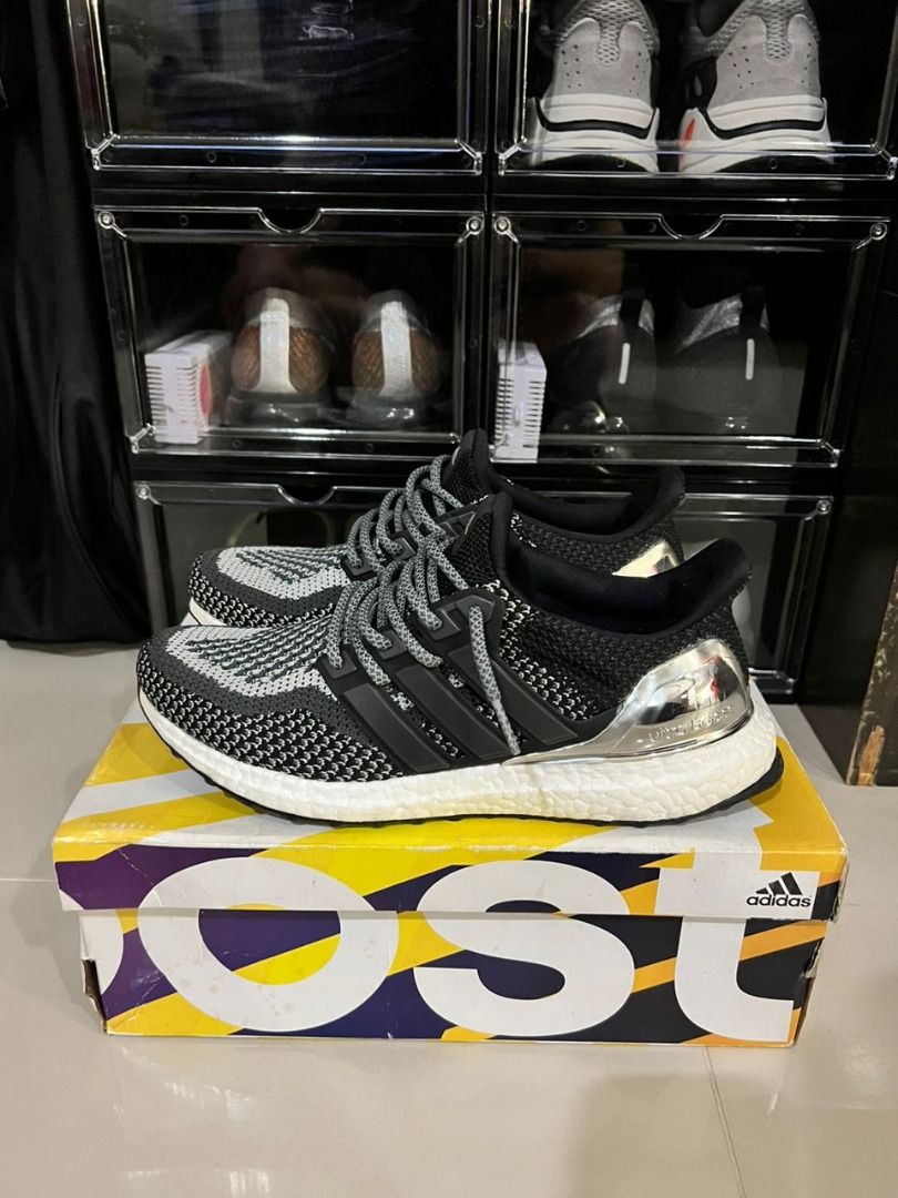 Adidas ultra boost ltd silver deals medal