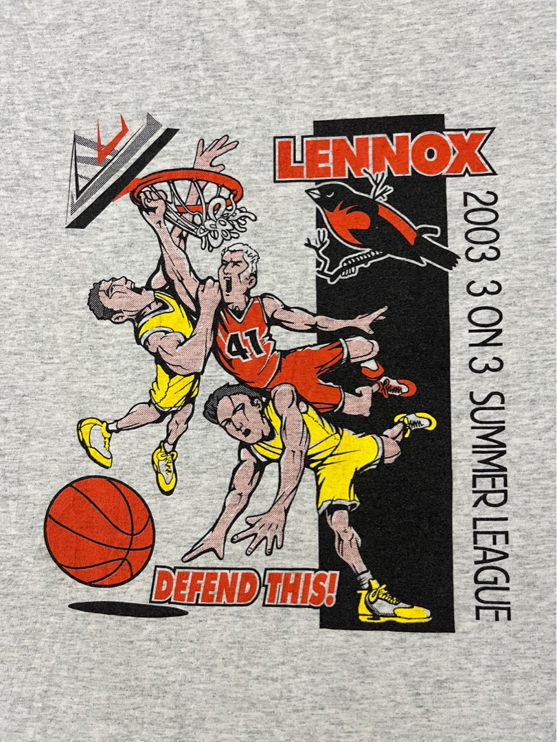 T-shirt Vintage Vert 'Basketball Graphic' Made In USA – Taille M, Occasion Très Bon état, Style Rétro