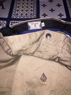 ❗VOLCOM SHORT KHAKI❗