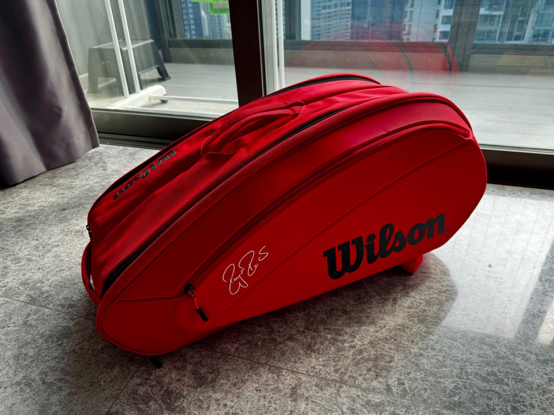 Wilson RF DNA 12 Pack Tennis Bag - Red