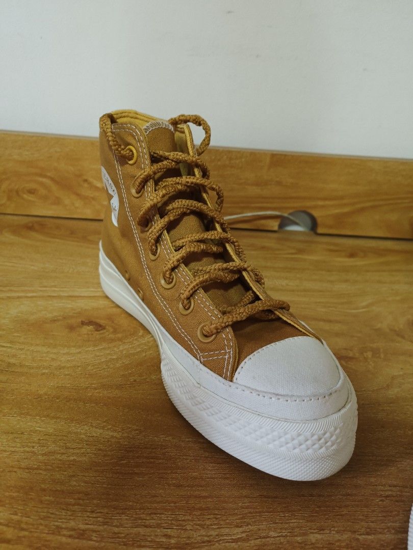 Gold ladies clearance converse