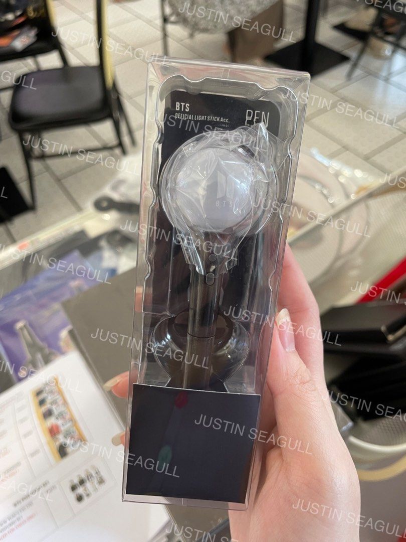 [WTS] BTS OFFICIAL LIGHT STICK PEN, Hobbies & Toys, Collectibles & Memorabilia, KWave on Carousell