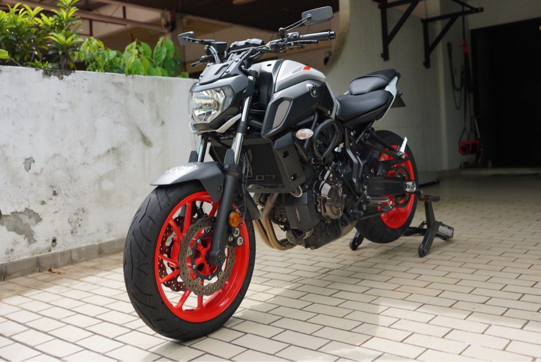 Akrapovic mt shop 07 2019