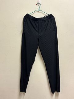 ［Zara］細紋直筒長褲
