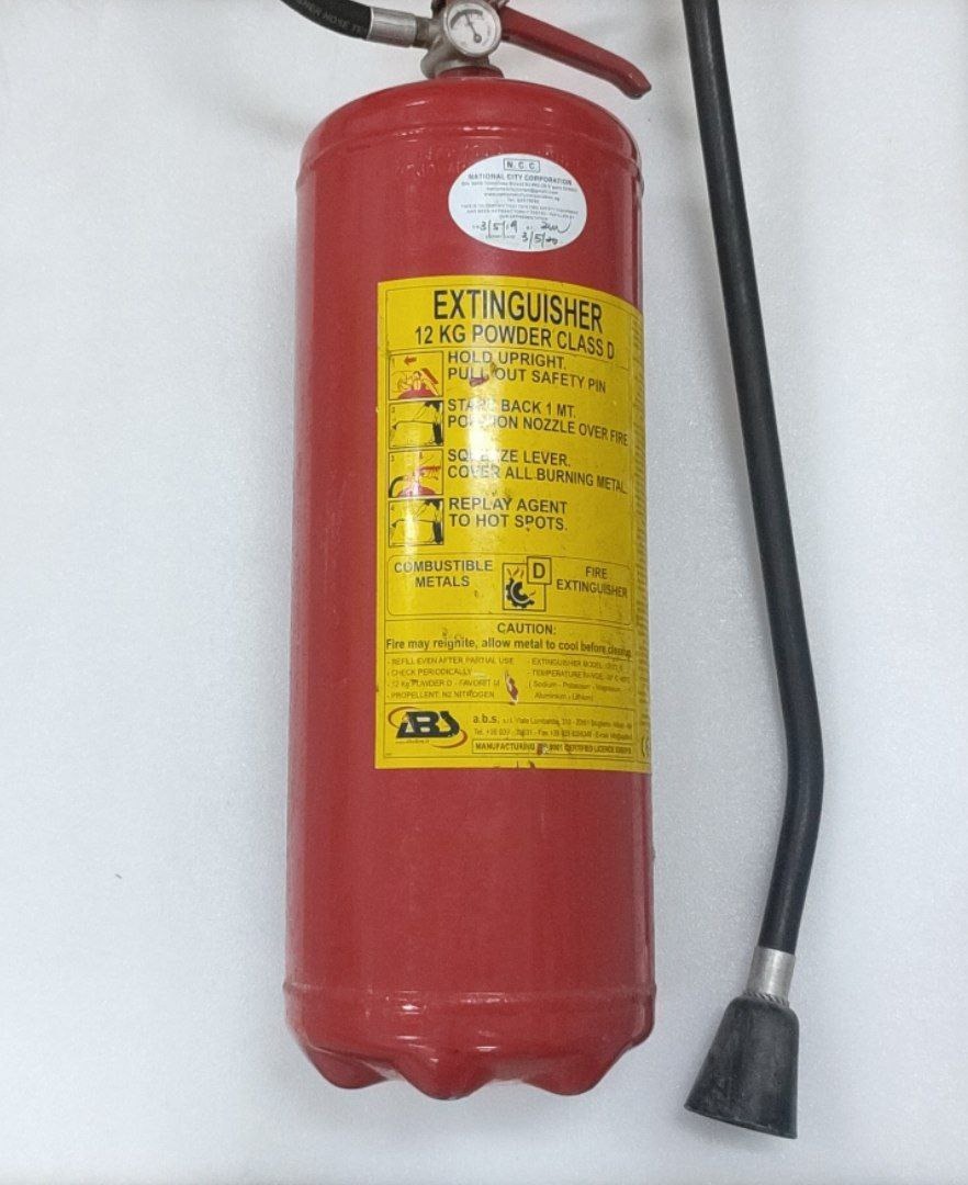 12KG Class D Fire Extinguisher With Heavy Duty Hose EXPIRED , Furniture