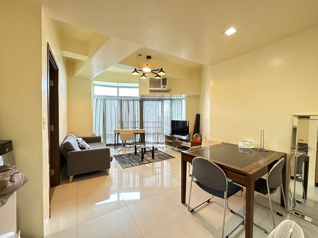 1 bedroom Fully-Furnished (Category: Apartments & Condos) located in Manila. Submitted by cjmb_realty (Listing ID 1259319600, Image 2). Description: Condo For Rent/Sale Ready for accupancy condo unit 1 Bedroom Fully- Furnished Legrand Tower 3, Eastwood City 18th floor 1 year contract Monthly -(PHP32,000) only inclusive association dues Terms of payment: 2 months security deposit and 1 month advance rent and post dated checks (standard payment) 2v