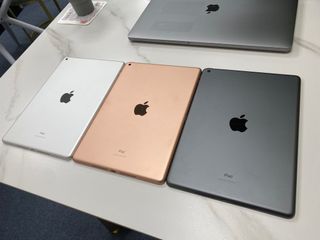 （分類：）位於 。 由 tradetradephone 提交（商品編號 1253228917，圖片 1）。簡介： 。