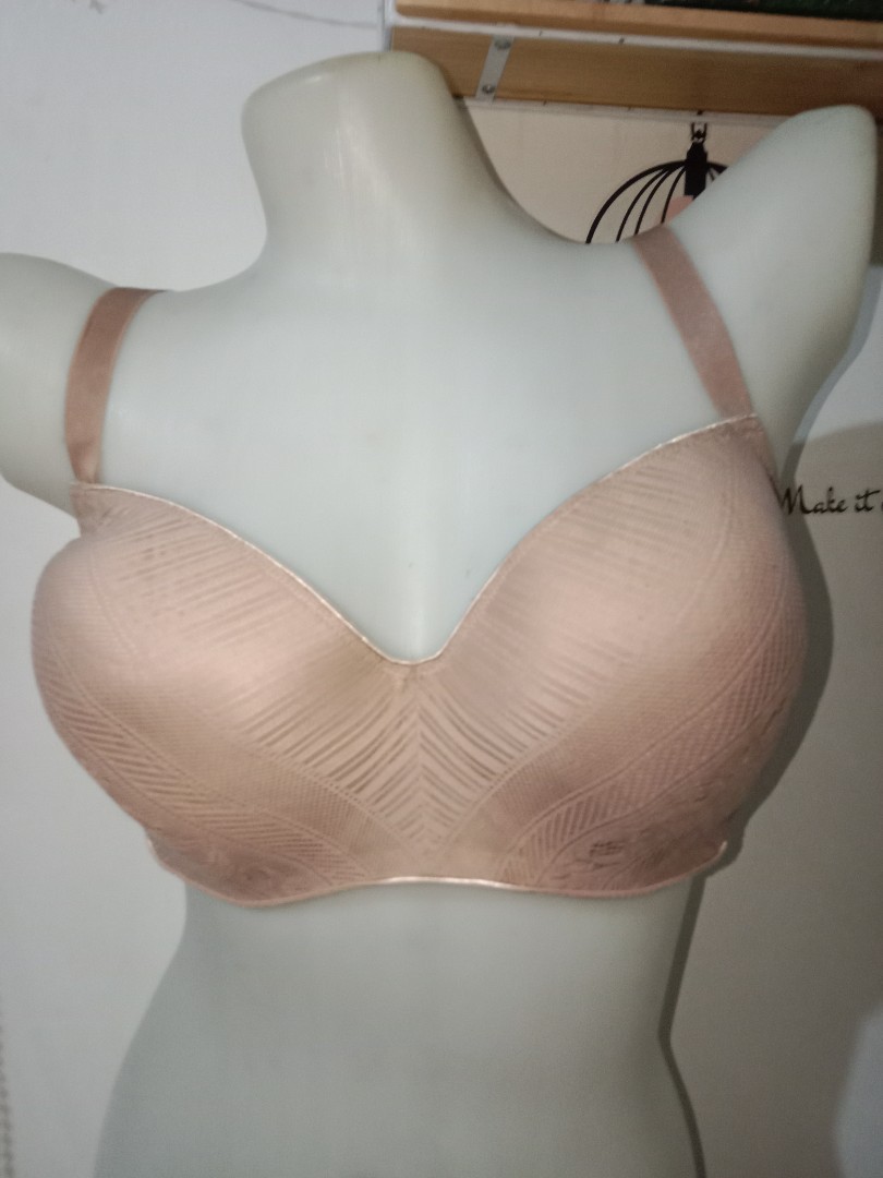 34f THIRDLOVE BRA THIN SOFT PADS WITH UNDERWIRE, Women's Fashion,  Undergarments & Loungewear on Carousell