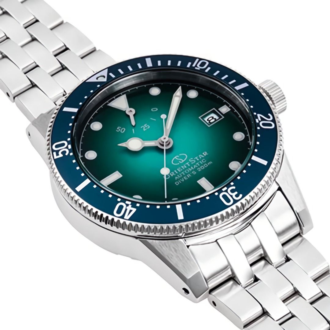 Orient star green outlet