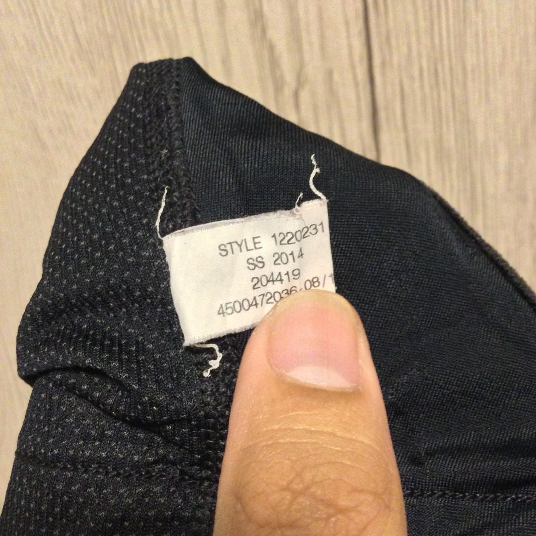 Under armour endure sports bra hotsell