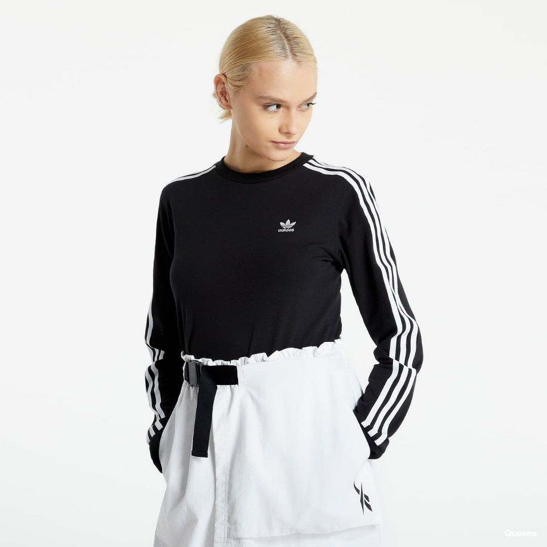 Adidas originals T 32