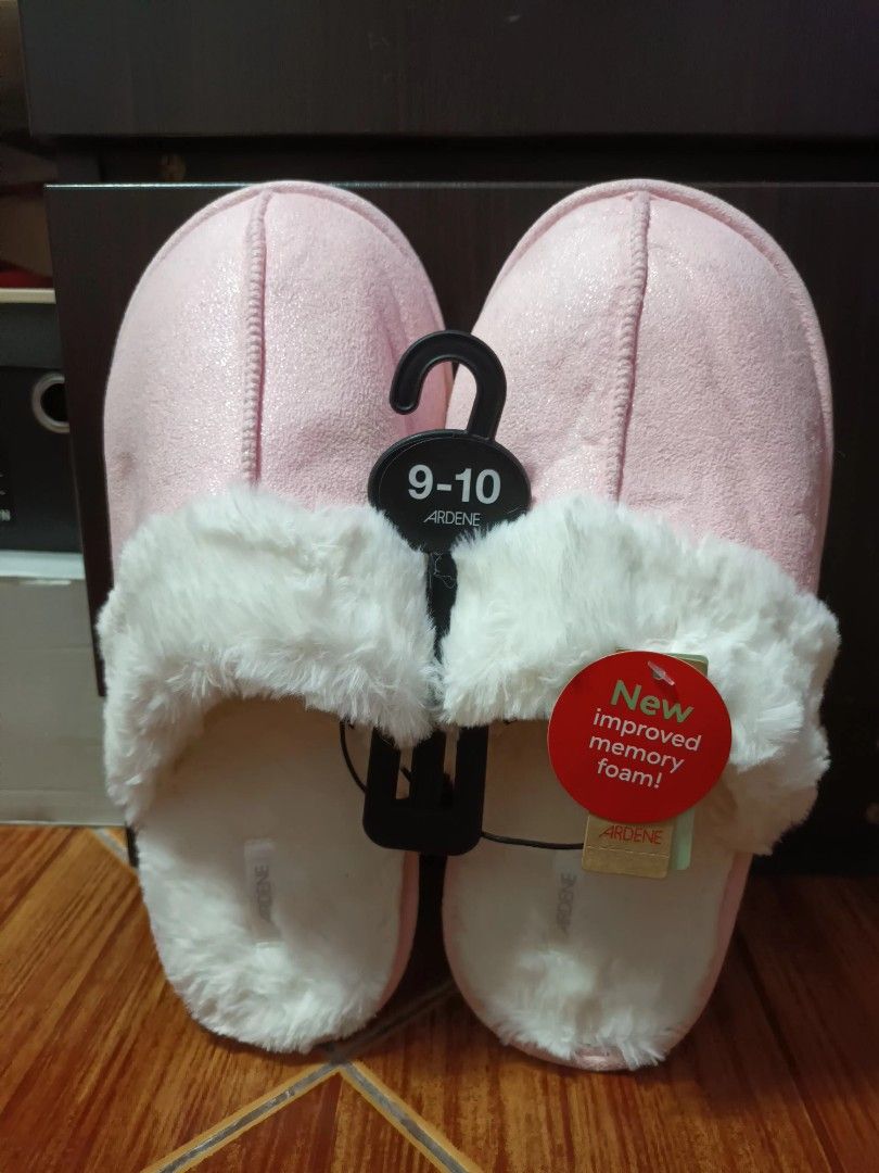 ARDENE Memory Foam Fur Slippers Women s Fashion Footwear