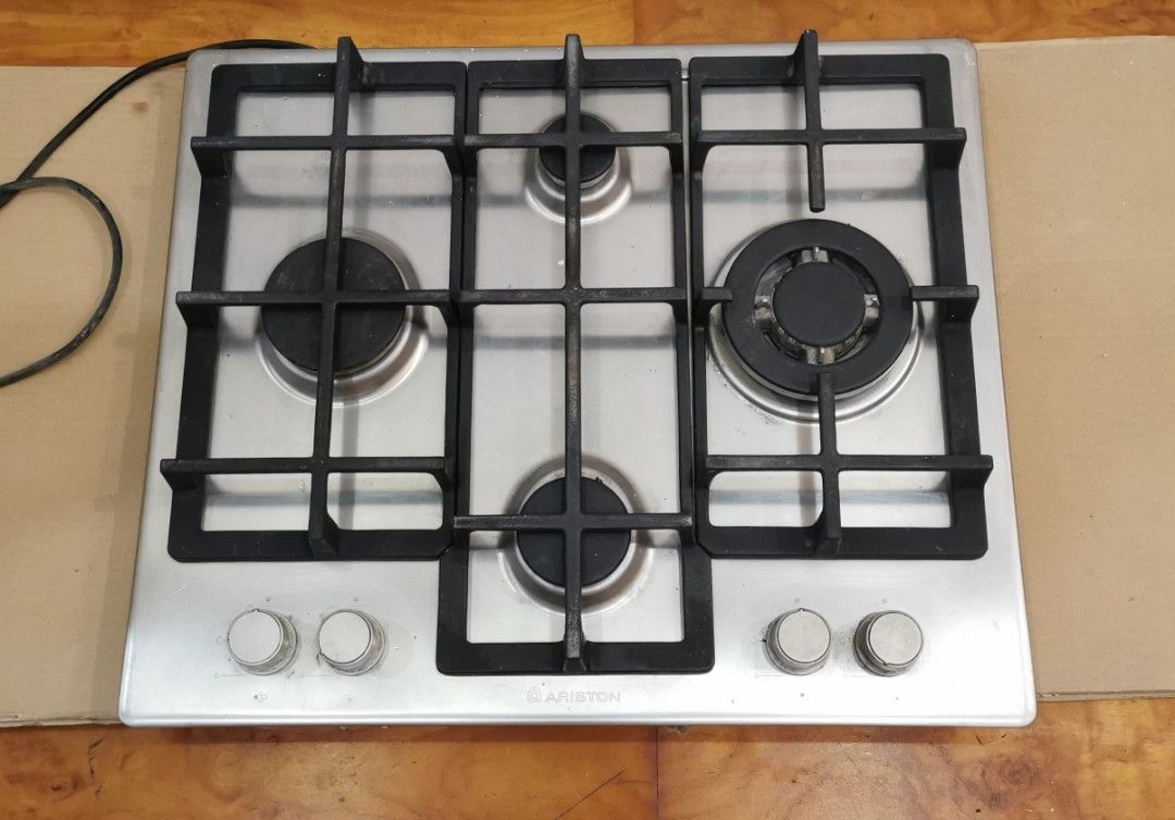 Ariston 4 burner Gas Cooktop, TV & Home Appliances, Kitchen Appliances