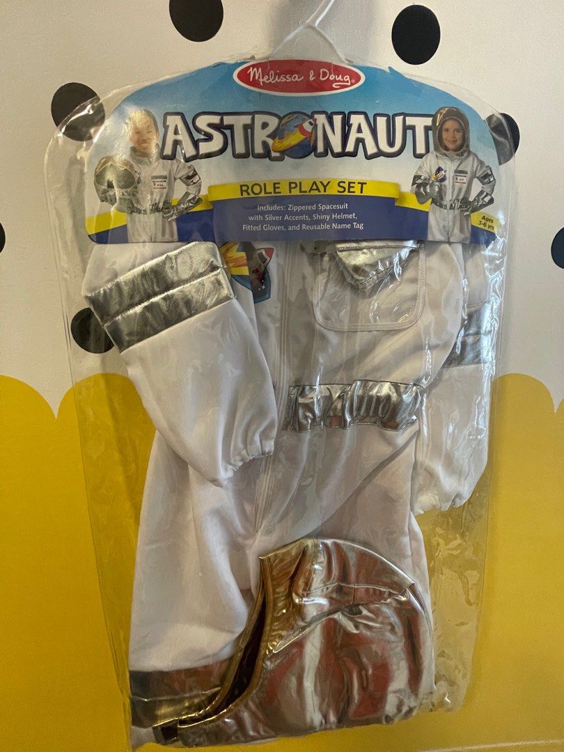Melissa and discount doug astronaut