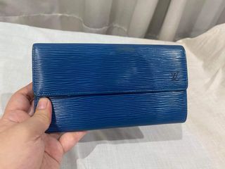 Auth LV vertical zippy metis, Luxury, Bags & Wallets on Carousell