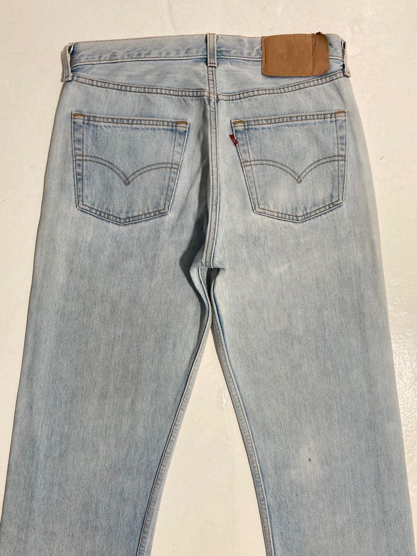 Authentic Vintage USA Levi's 501 Faded White Extension Patch 32X34, Actual  Waistline is 31, Men's Fashion, Bottoms, Jeans on Carousell