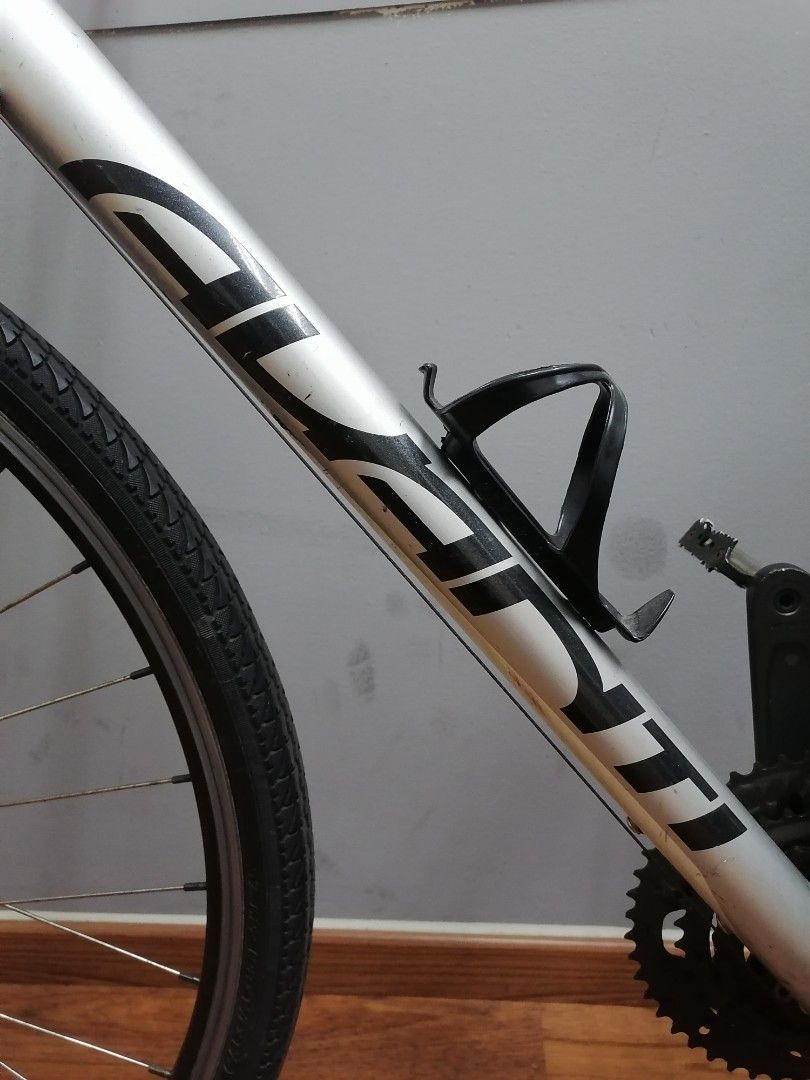 Avanti Blade hybrid bike, Avanti Aria Hybrid bike, Sports Equipment