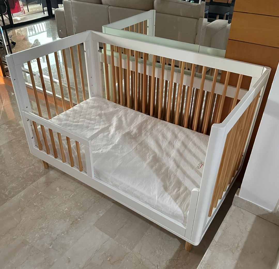 Babyletto Lolly 3in1 Convertible Crib with Toddler Bed Conversion Kit