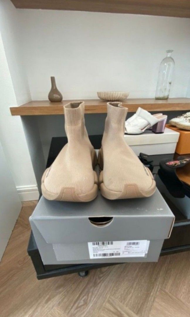 Balenciaga trainer shoes (Category: Sneakers) located in Taguig. Submitted by zzmm9090yyzz (Listing ID 1144430677, Image 1). Description: Almost new Size 35 Beige .