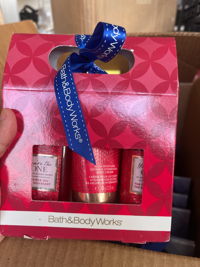 BBW GIFT SET TRAVEL SIZE YATO, Beauty & Personal Care, Bath & Body