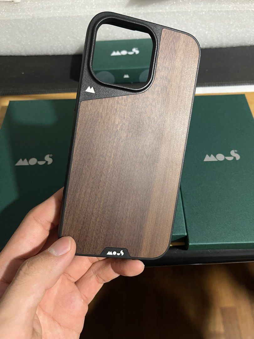 BNIB Mous Case iPhone 15 Pro Max Walnut, Mobile Phones & Gadgets