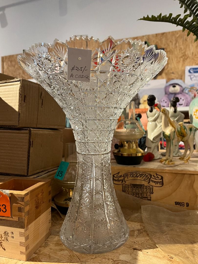 Bohemia Crystal vases, milk jug and sugar set, bell., Furniture & Home