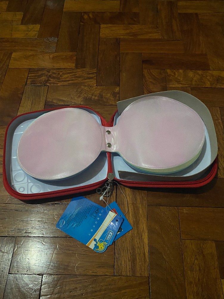 BRAND NEW Disney CD/DVD ORGANIZER (Category: Office & Business Technology) located in Quezon City. Submitted by prelovedplusnew (Listing ID 1259285606, Image 3). Description: DECLUTTERING! Disney CD & DVD Organizer for 150Php only..