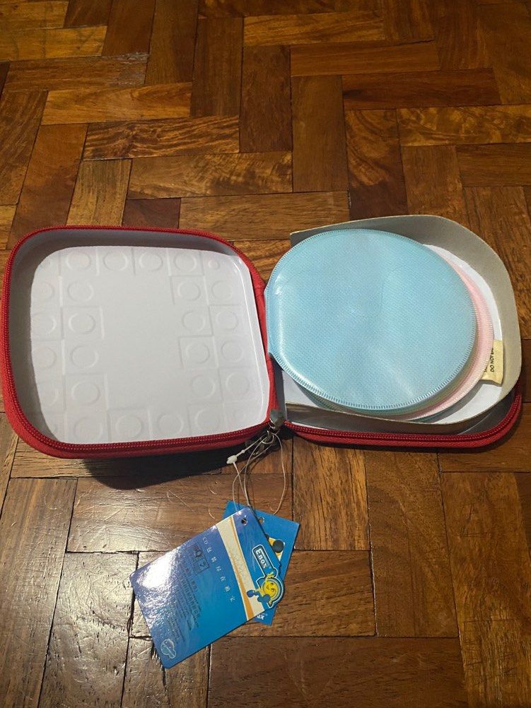 BRAND NEW Disney CD/DVD ORGANIZER (Category: Office & Business Technology) located in Quezon City. Submitted by prelovedplusnew (Listing ID 1259285606, Image 2). Description: DECLUTTERING! Disney CD & DVD Organizer for 150Php only..