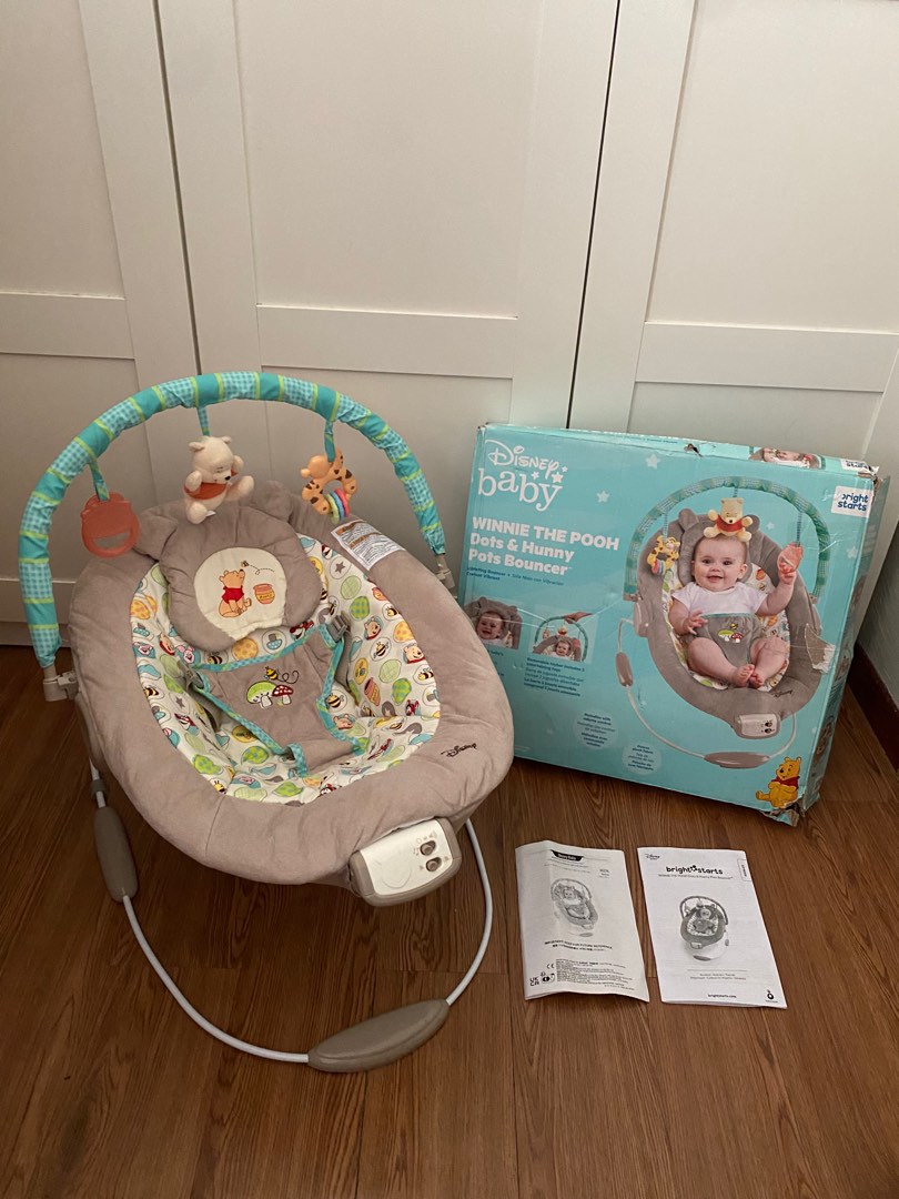 Bouncer winnie pooh bright starts hot sale